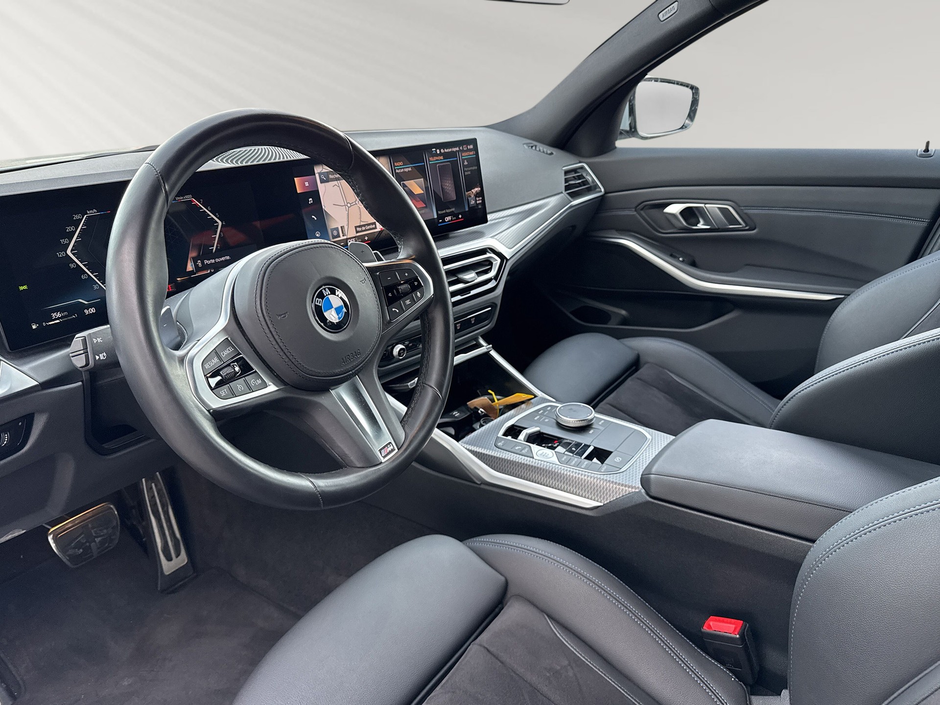BMW 330i Touring xDrive Steptronic M Sport-showroom-element-3