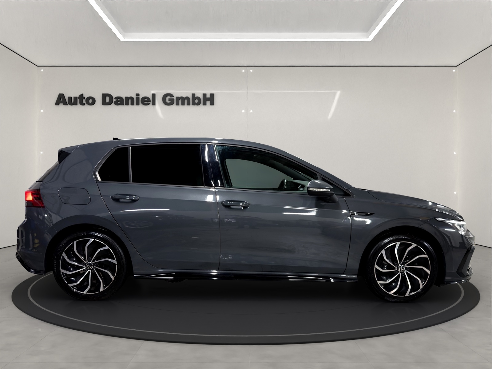 VW Golf 1.5 TSI / R-Line DSG-image-4