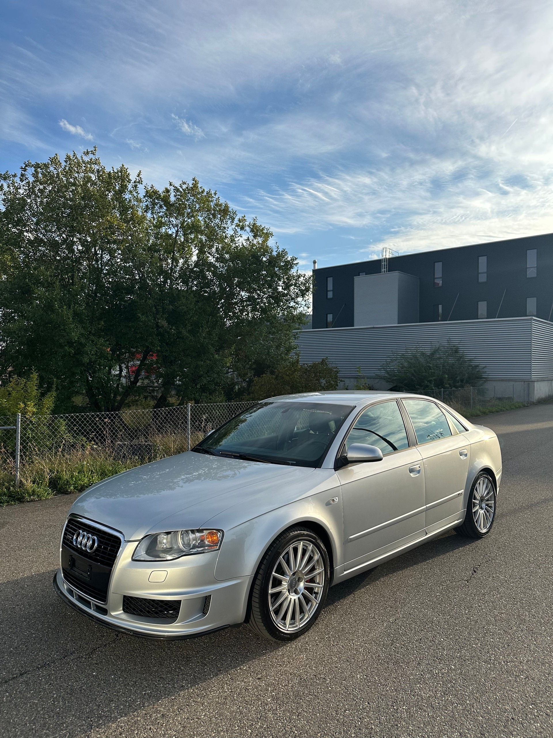 AUDI A4 2.0 T DTM quattro