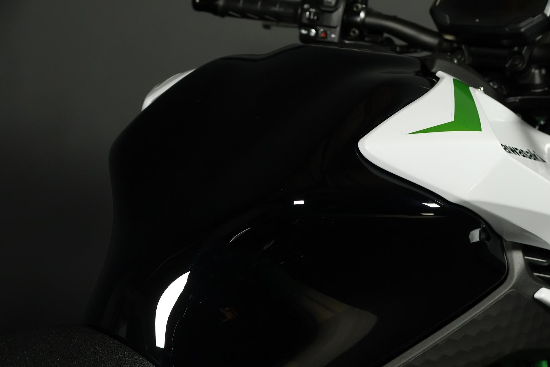 KAWASAKI Z 650 S (50/35 KW) Level 1-image-6