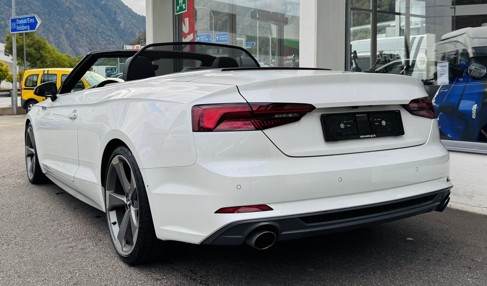 AUDI A5 Cabriolet 2.0 TFSI S-Line S-tronic-image-5
