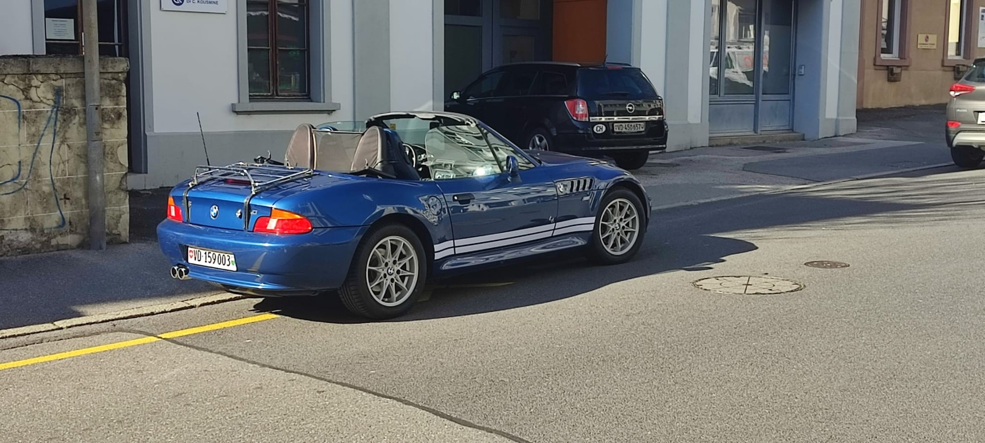 BMW Z3 2.0L 6cyl bleu + Hardtop.