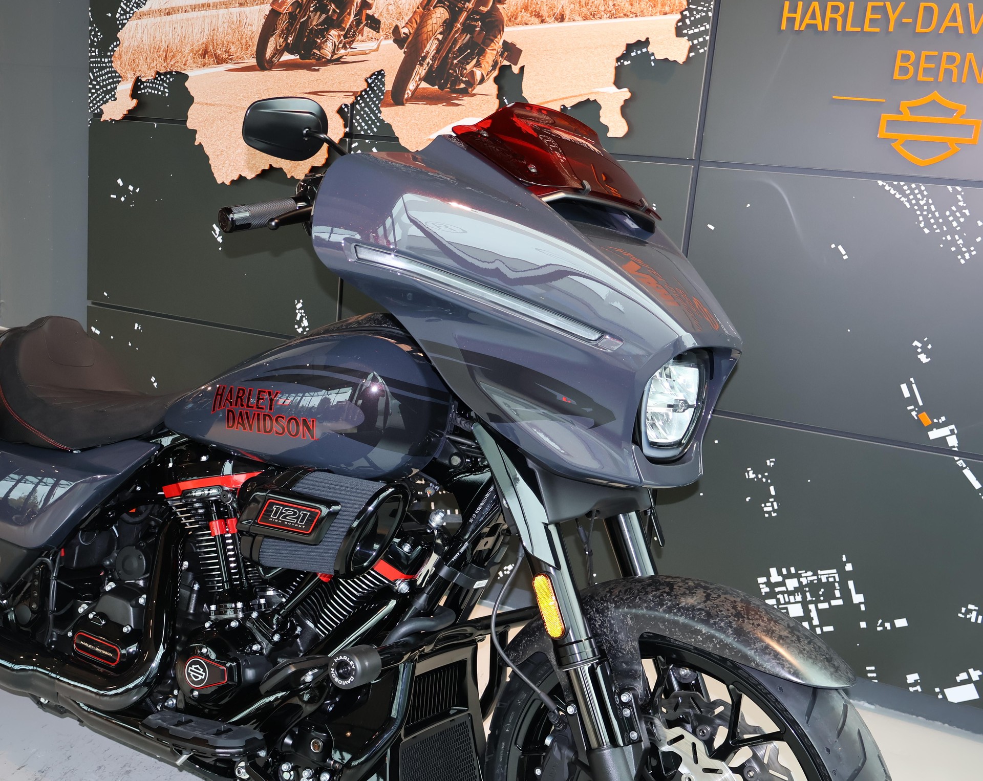 HARLEY-DAVIDSON FLHXSTSE CVO Street Glide ST-image-6