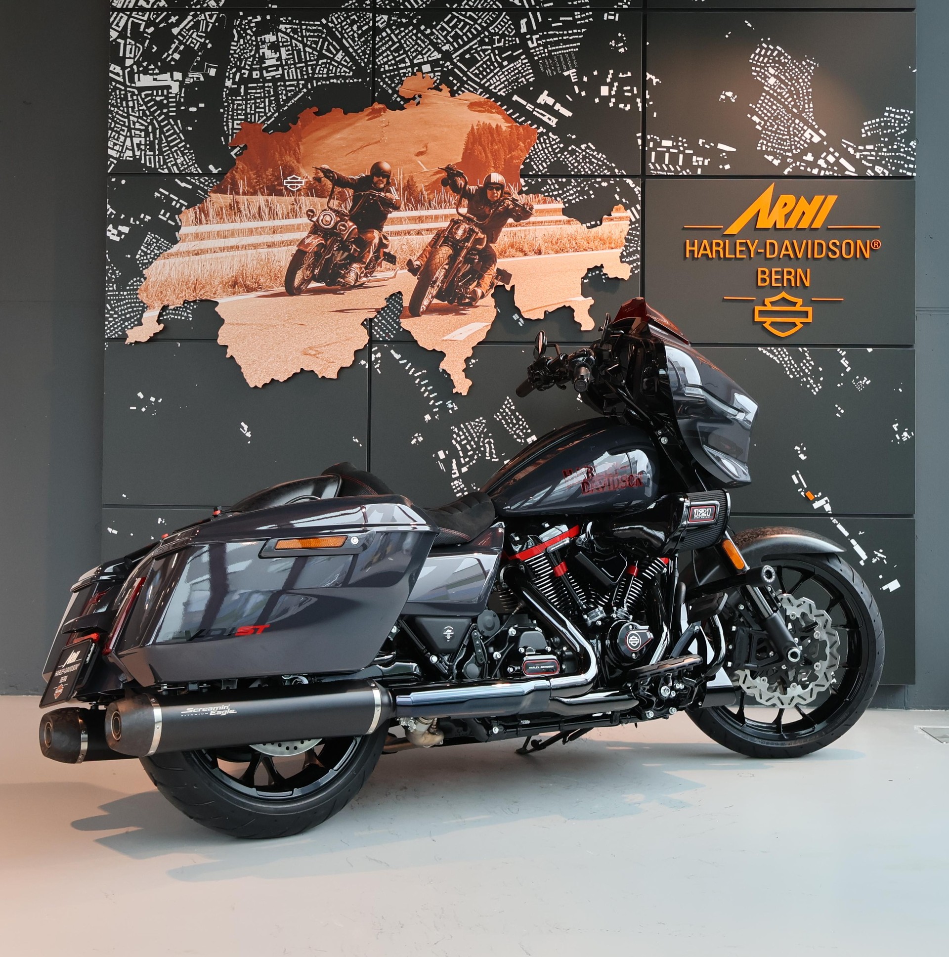 HARLEY-DAVIDSON FLHXSTSE CVO Street Glide ST-image-2