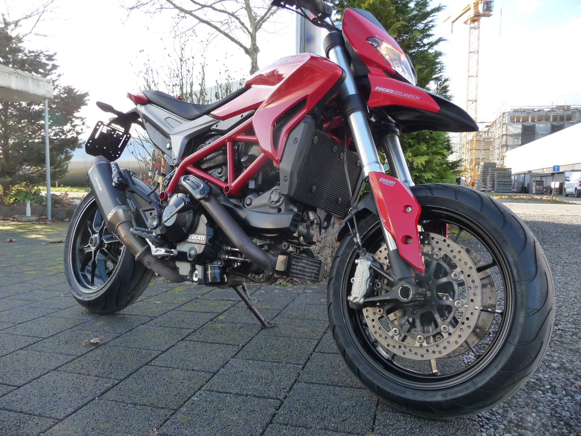 DUCATI Hypermotard 939-image-4