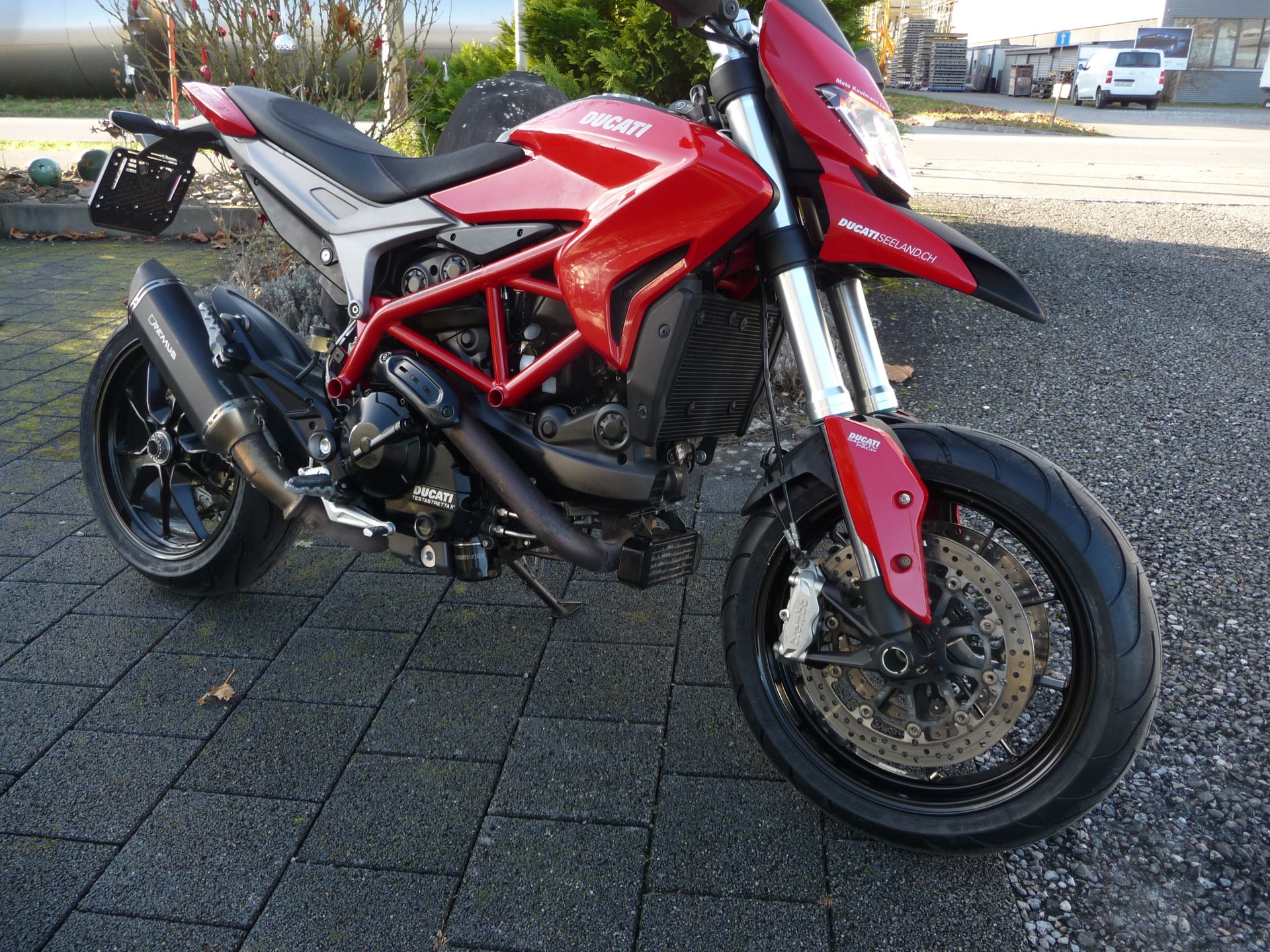 DUCATI Hypermotard 939-image-0