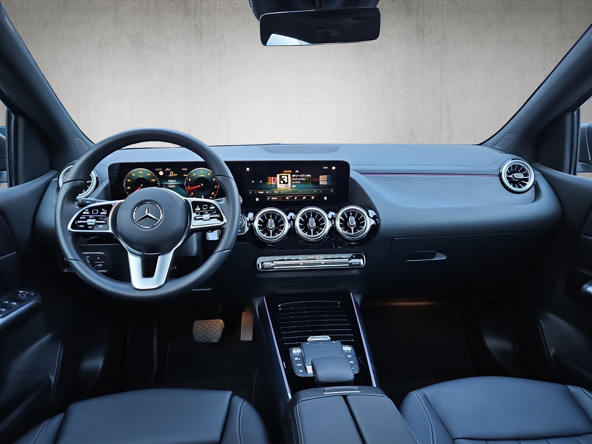 MERCEDES-BENZ B 200 Progressive-image-13