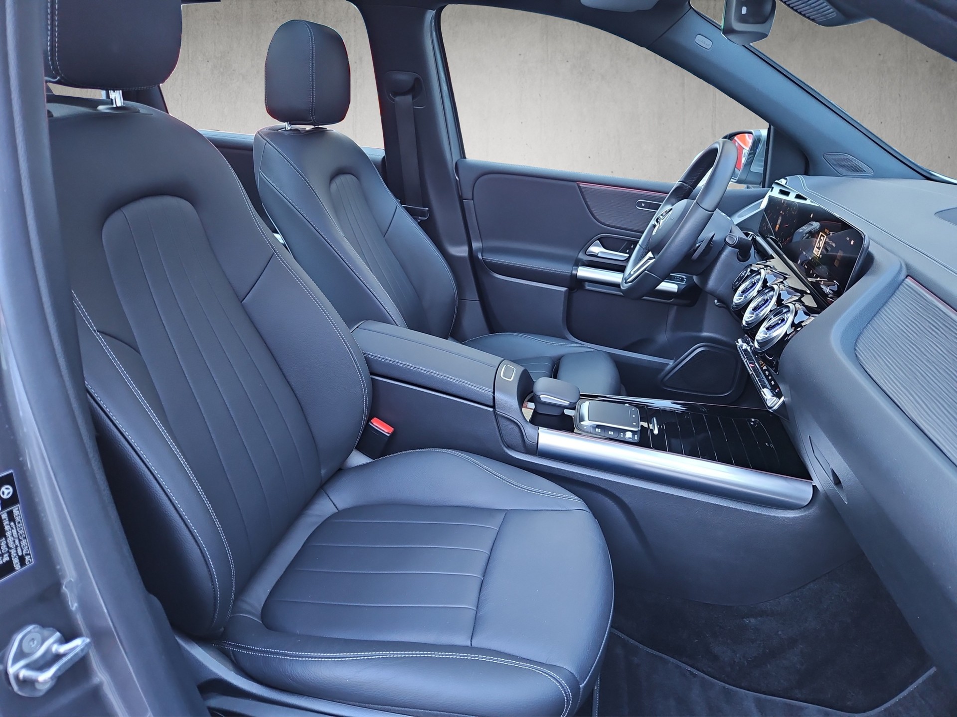 MERCEDES-BENZ B 200 Progressive-image-10