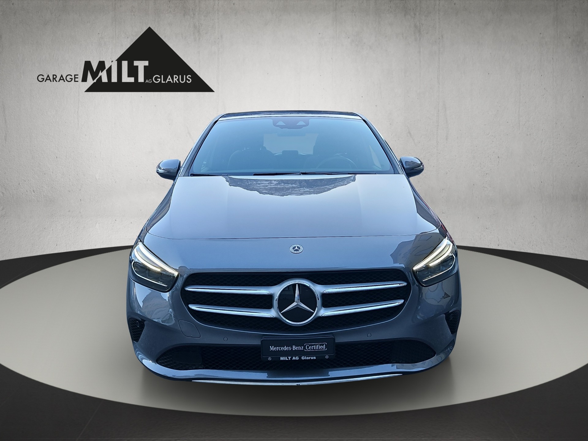MERCEDES-BENZ B 200 Progressive-showroom-element-1