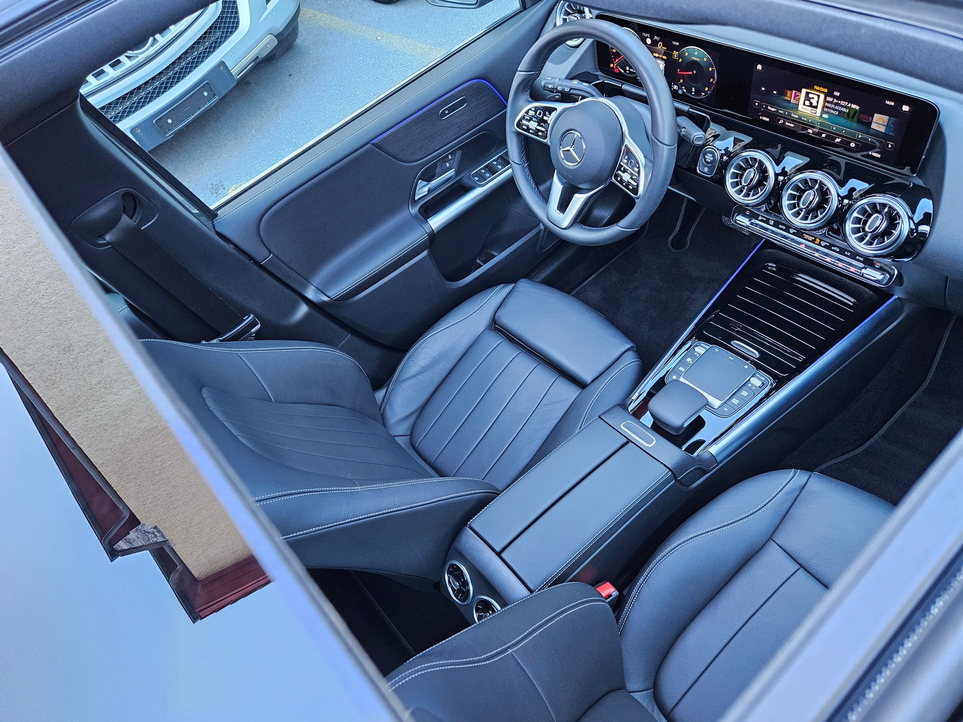 MERCEDES-BENZ B 200 Progressive-image-16