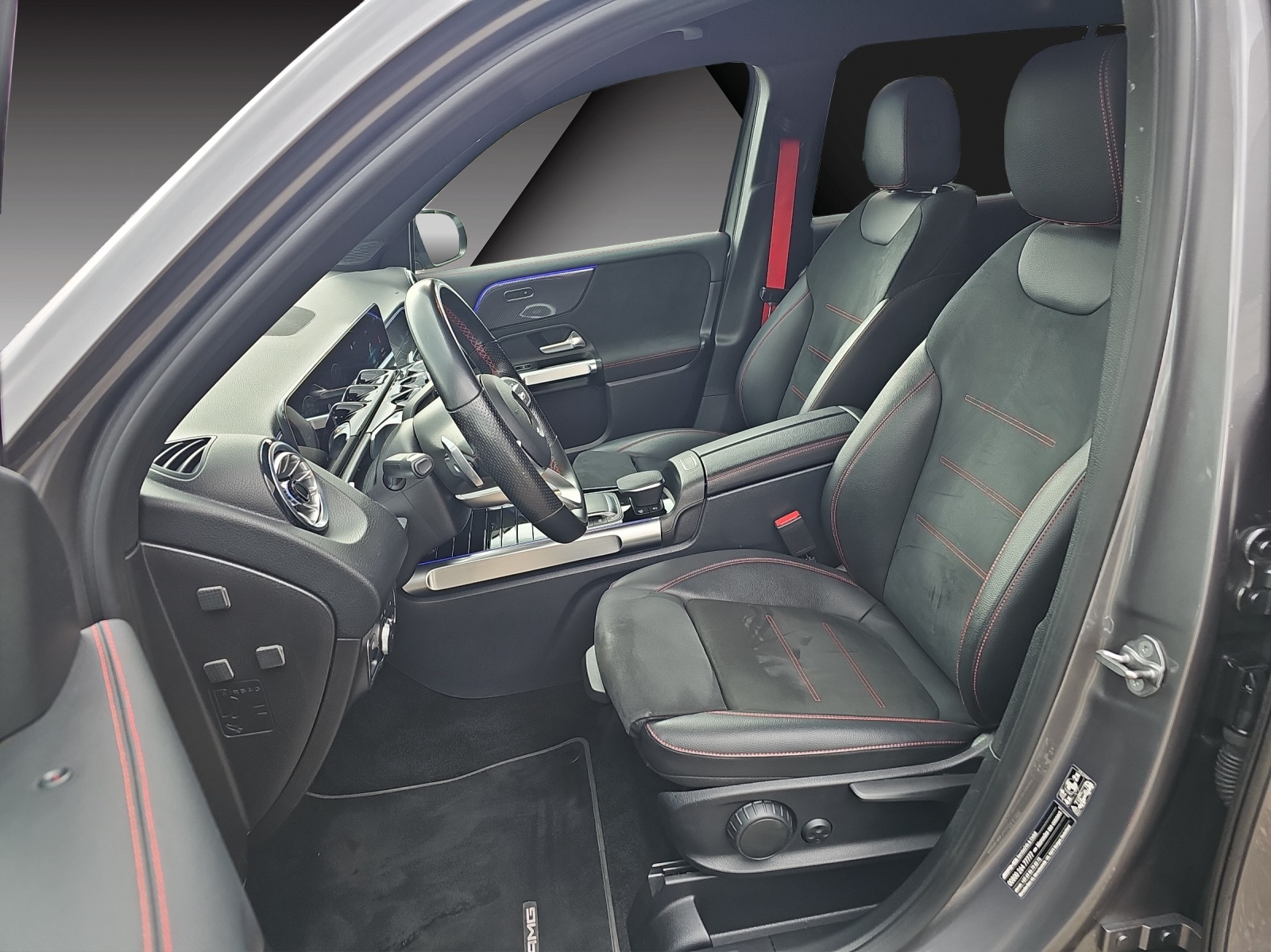 MERCEDES-BENZ GLB 35 AMG 4Matic 8G-Tronic-image-14