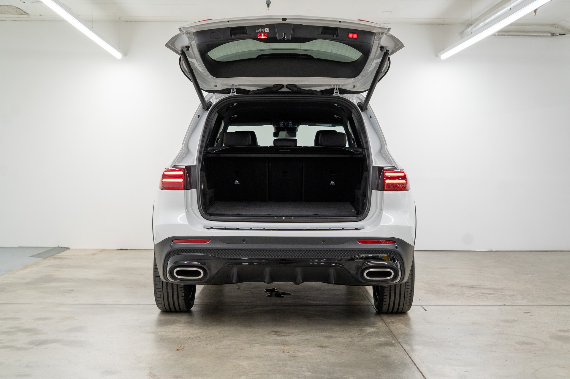 MERCEDES-BENZ GLB 250 AMG Line 4matic*Facelift*360°Kamera*Burmester*El.Sitze*-image-5