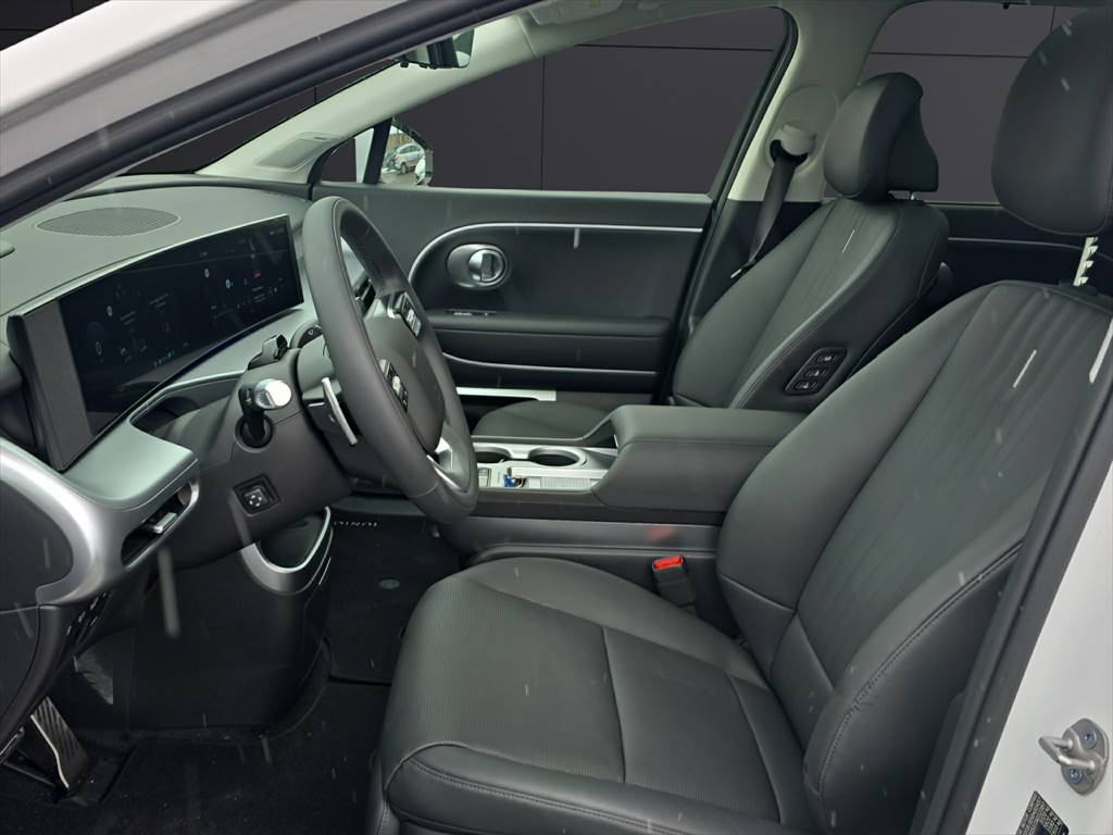 HYUNDAI Ioniq 9 110kWh Calli. 4WD-image-8