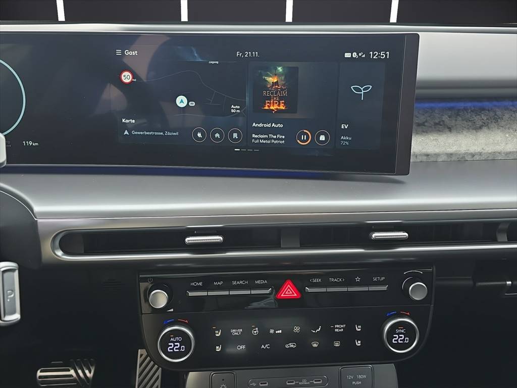 HYUNDAI Ioniq 9 110kWh Calli. 4WD-image-13