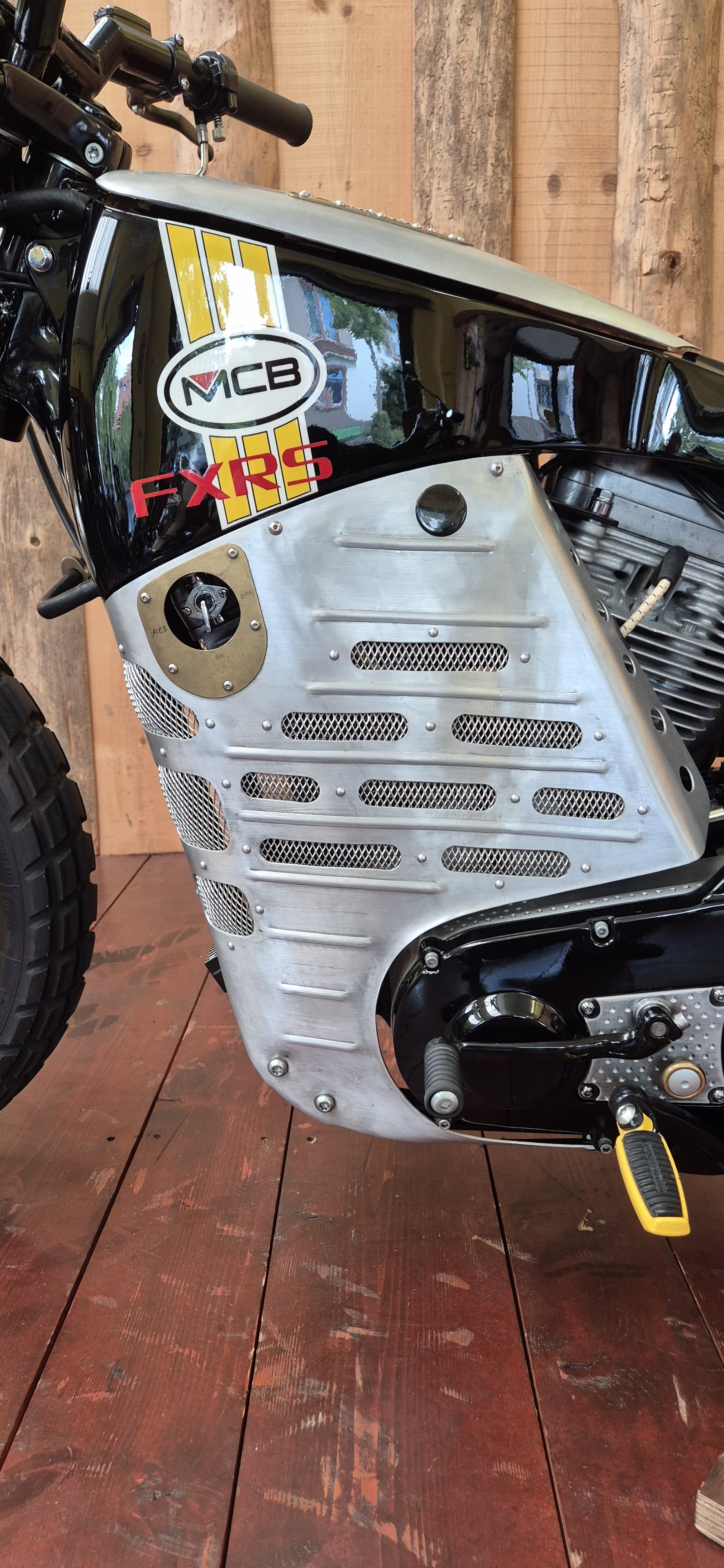 HARLEY-DAVIDSON FXRS-image-3