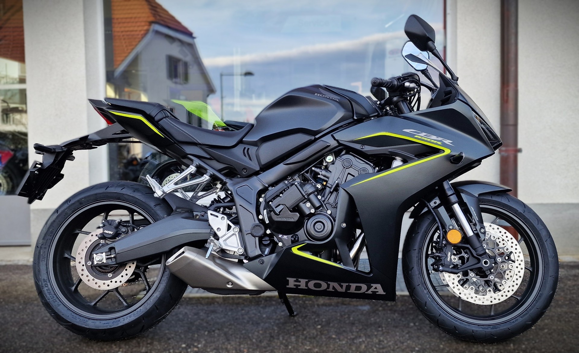 HONDA CBR 650 R E-Clutch 2026-image-1