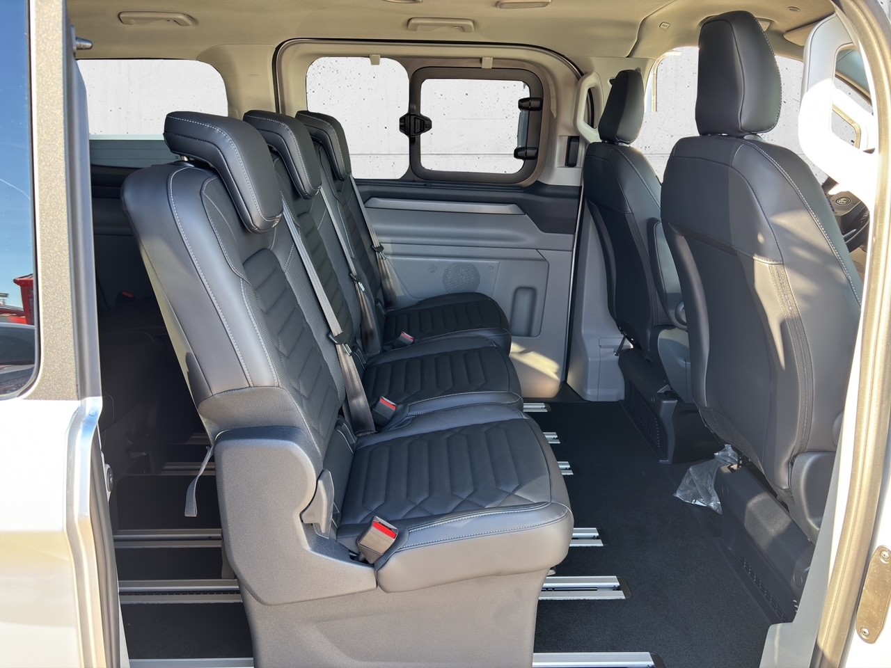 FORD Tourneo C Bus 340 L1 2.5 Duratec 233 Titanium X PHEV-image-10