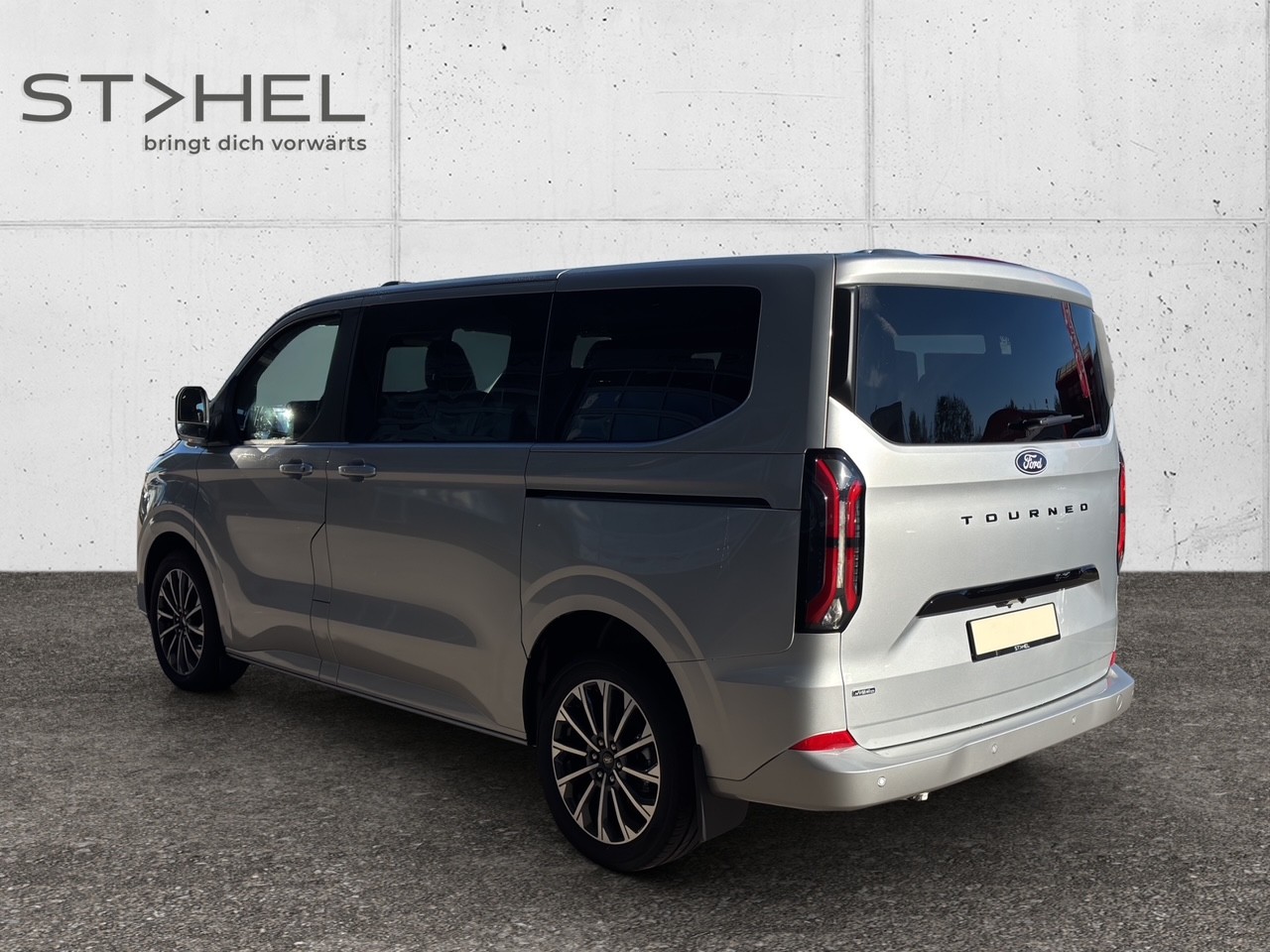 FORD Tourneo C Bus 340 L1 2.5 Duratec 233 Titanium X PHEV-image-4