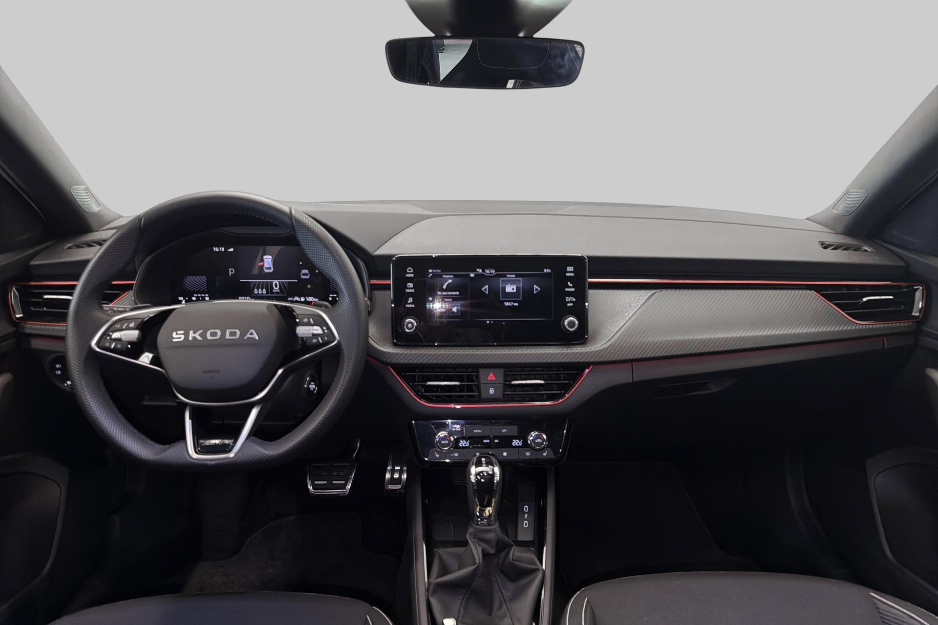 SKODA Scala 1.0 TSI Monte Carlo DSG-image-16