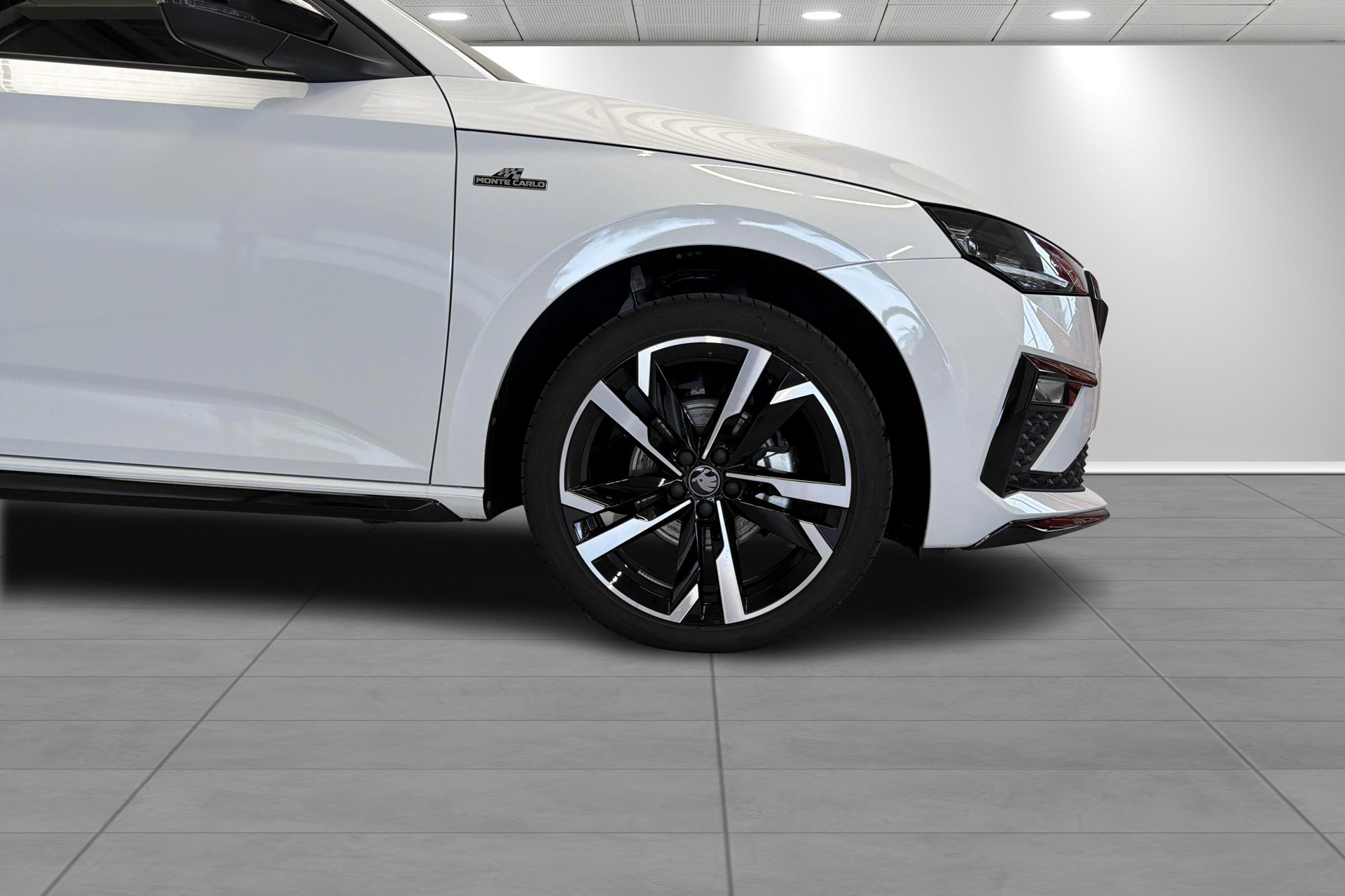 SKODA Scala 1.0 TSI Monte Carlo DSG-showroom-element-3