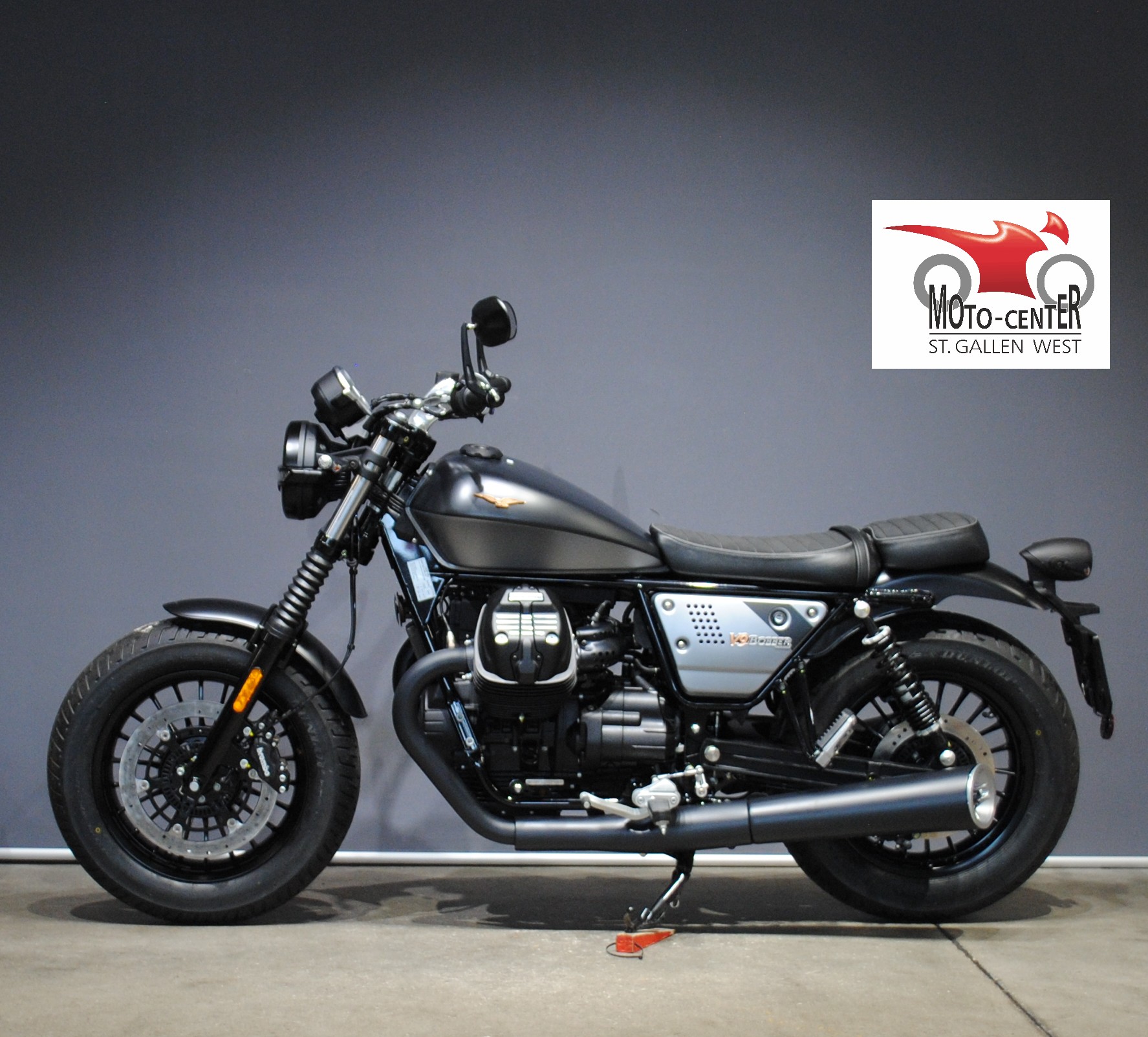 MOTO GUZZI V9 Bobber Special Edition-image-2