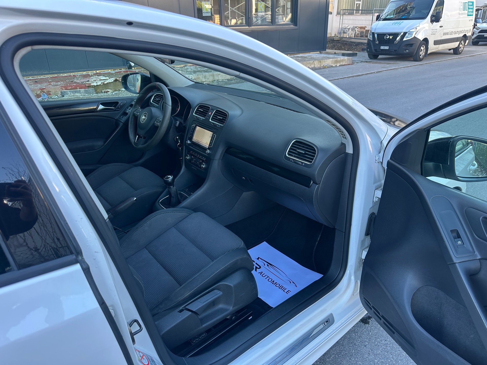 VW Golf 1.2 TSI R-Line-image-11