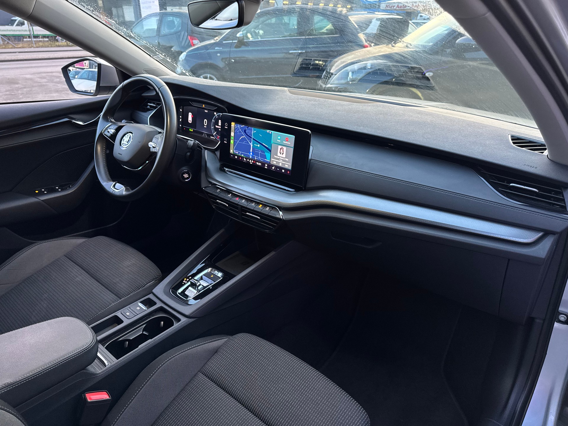 SKODA Octavia Combi 2.0 TDI DSG Ambition 4x4-image-25