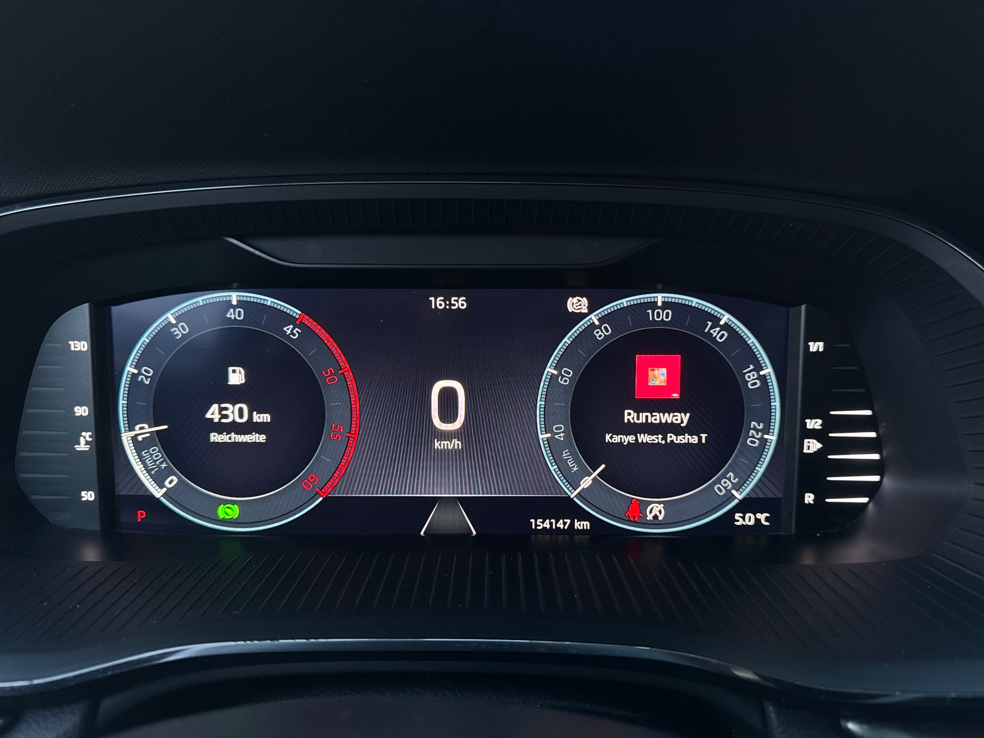 SKODA Octavia Combi 2.0 TDI DSG Ambition 4x4-image-15