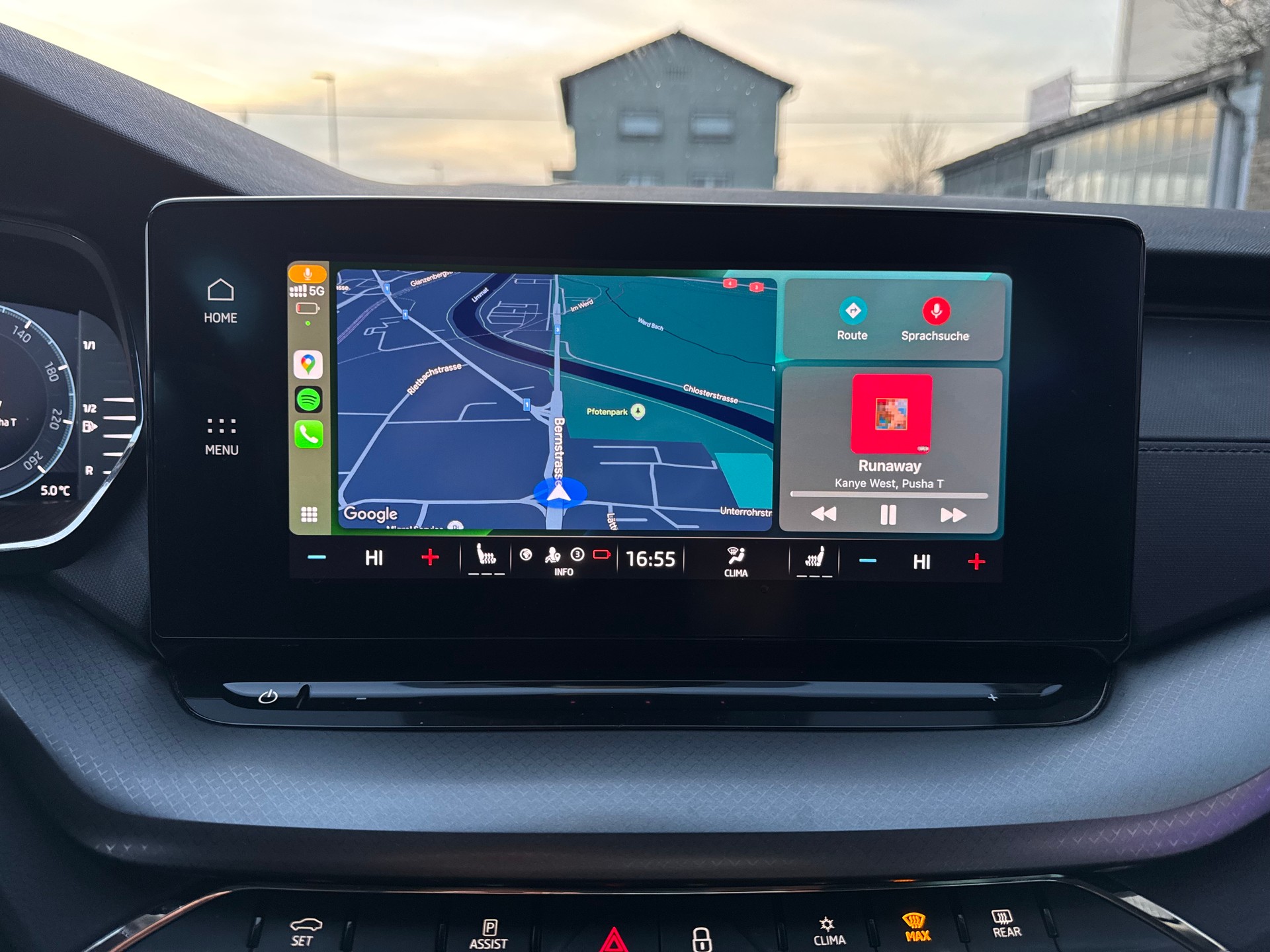 SKODA Octavia Combi 2.0 TDI DSG Ambition 4x4-image-16