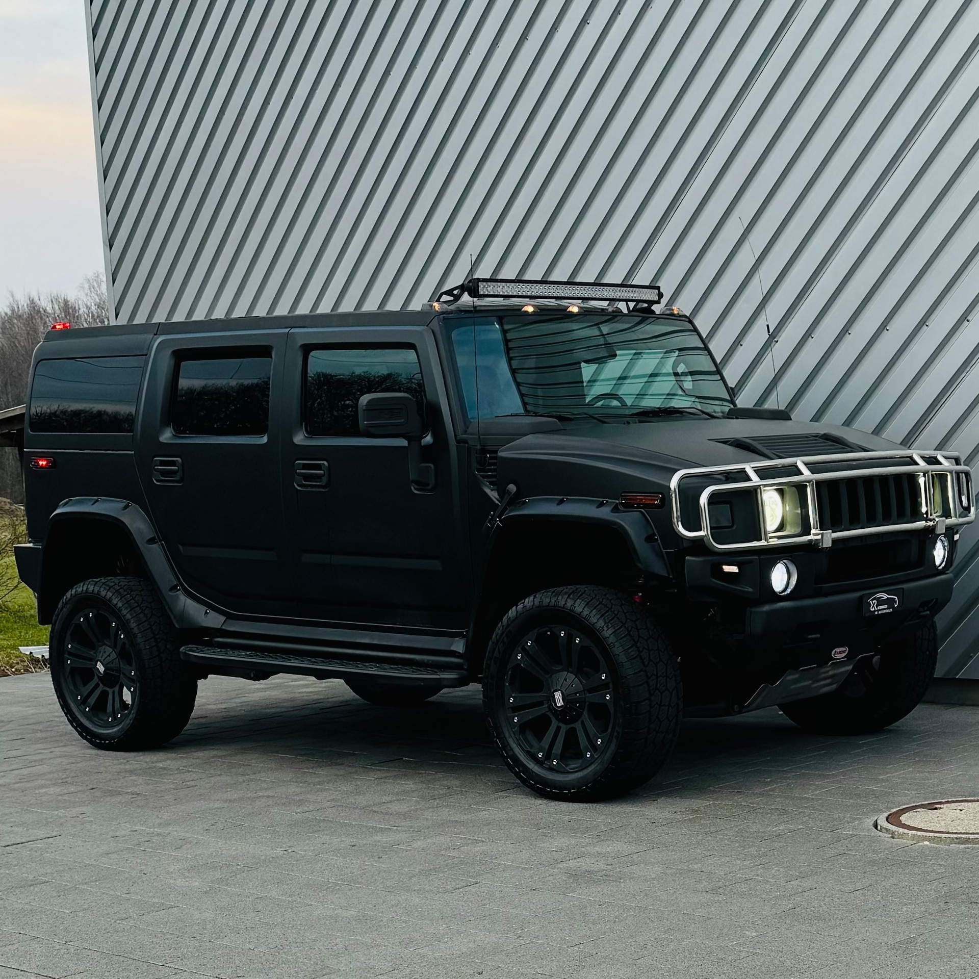 HUMMER H2 6.2 V8-image-4