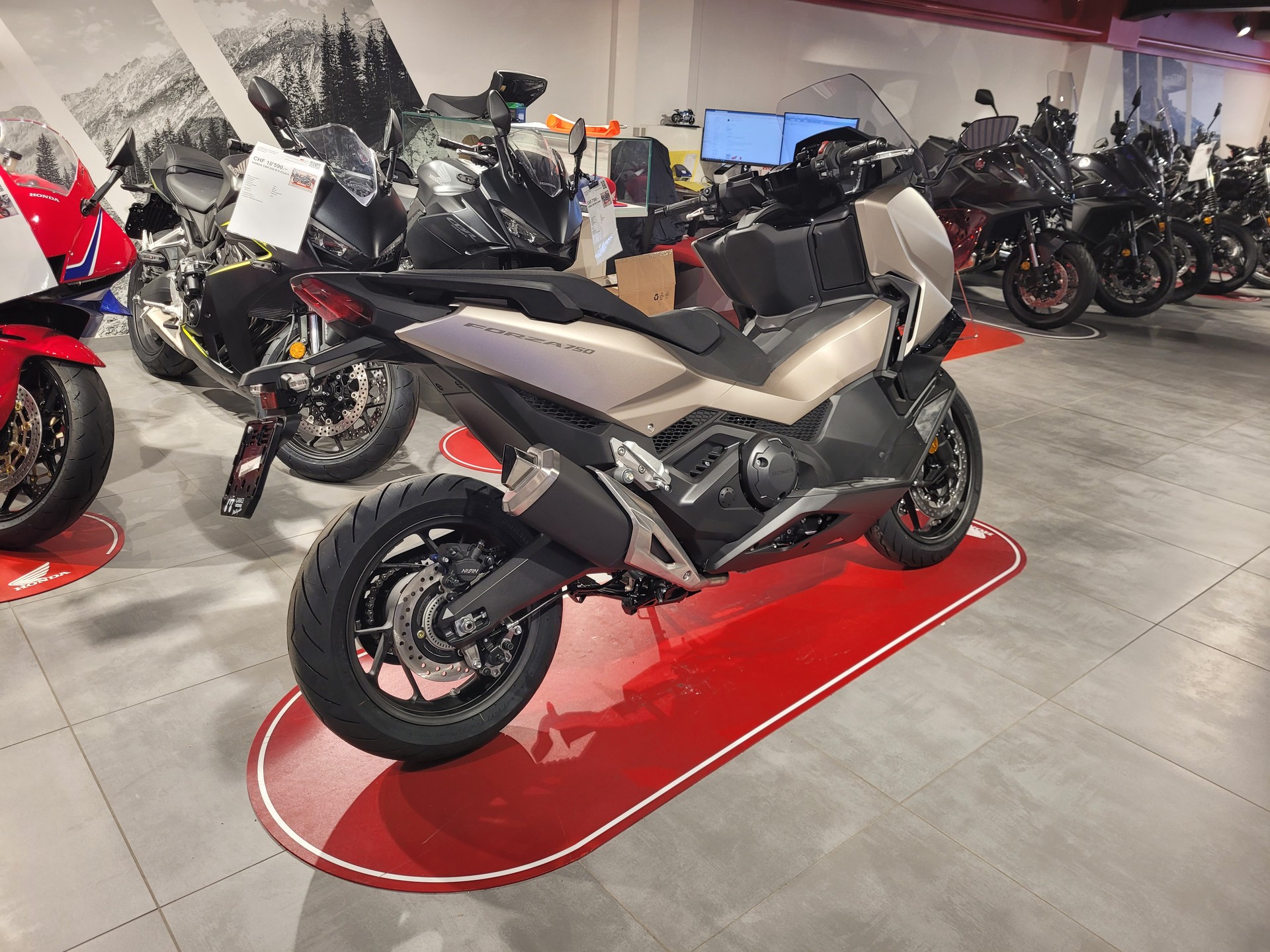 HONDA NSS 750-image-2