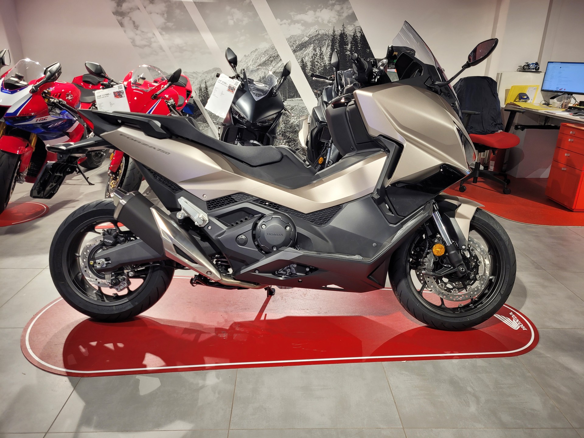 HONDA NSS 750-image-1