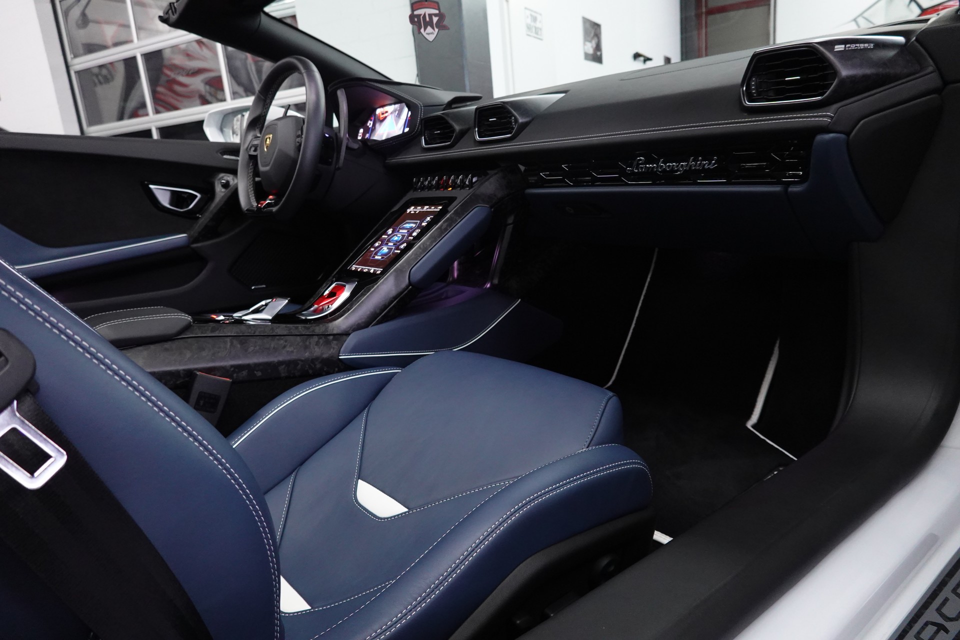 LAMBORGHINI HURACAN EVO SPYDER DCT NOVITEC LIFT CH-FZ ERST HAND-image-44