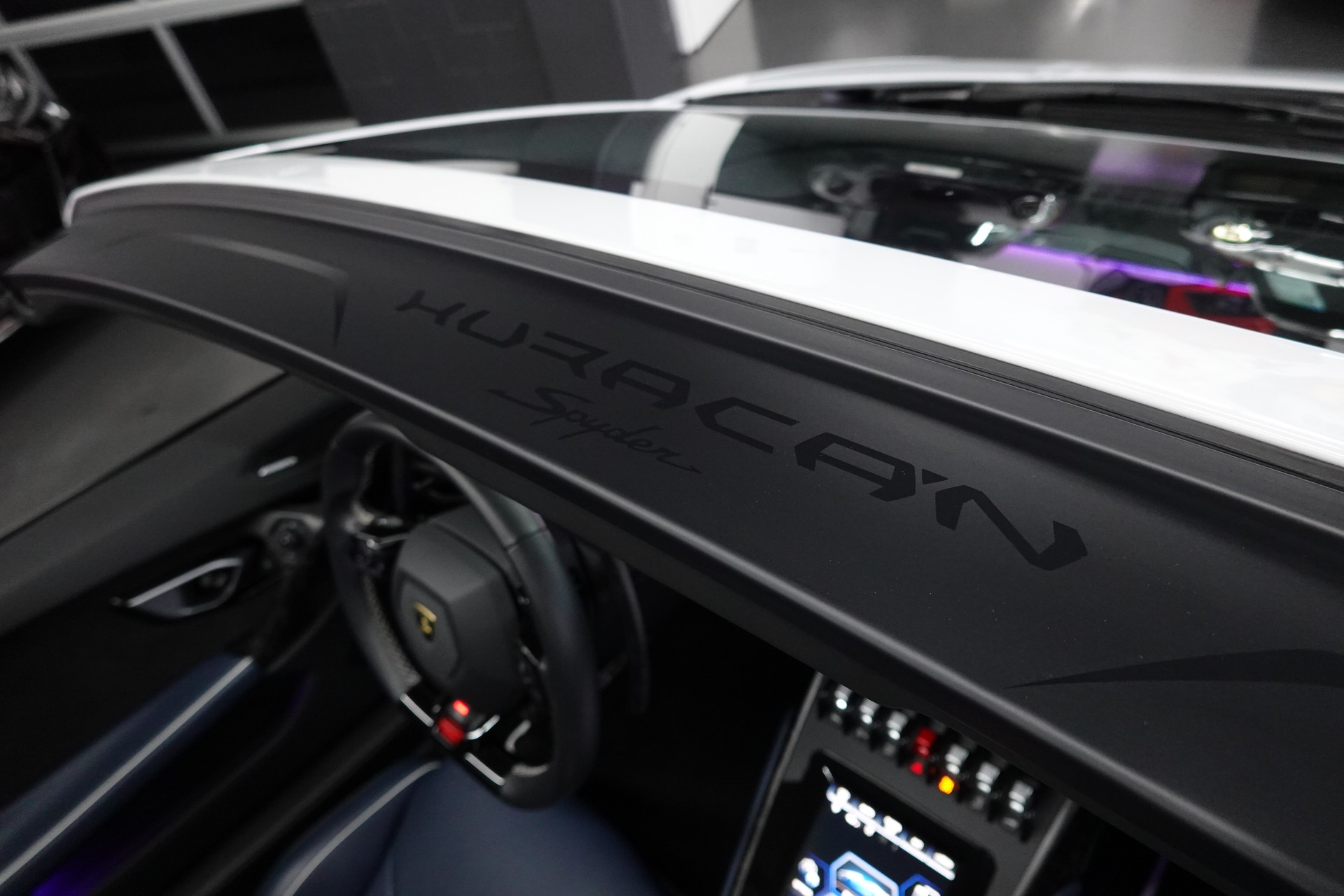 LAMBORGHINI HURACAN EVO SPYDER DCT NOVITEC LIFT CH-FZ ERST HAND-image-47