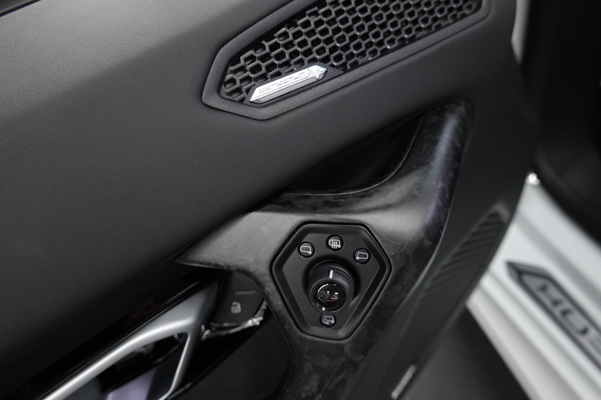 LAMBORGHINI HURACAN EVO SPYDER DCT NOVITEC LIFT CH-FZ ERST HAND-image-48
