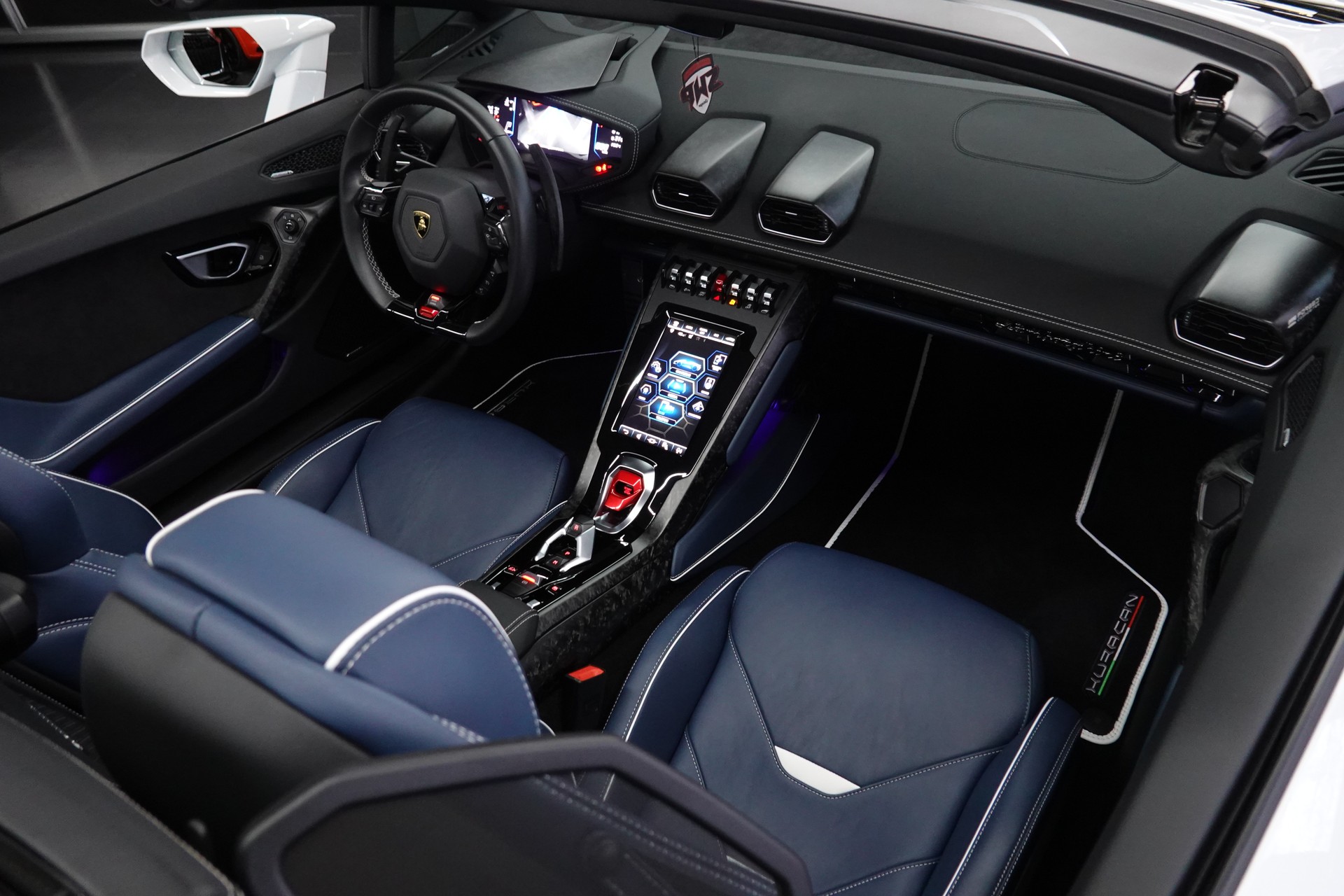 LAMBORGHINI HURACAN EVO SPYDER DCT NOVITEC LIFT CH-FZ ERST HAND-image-38