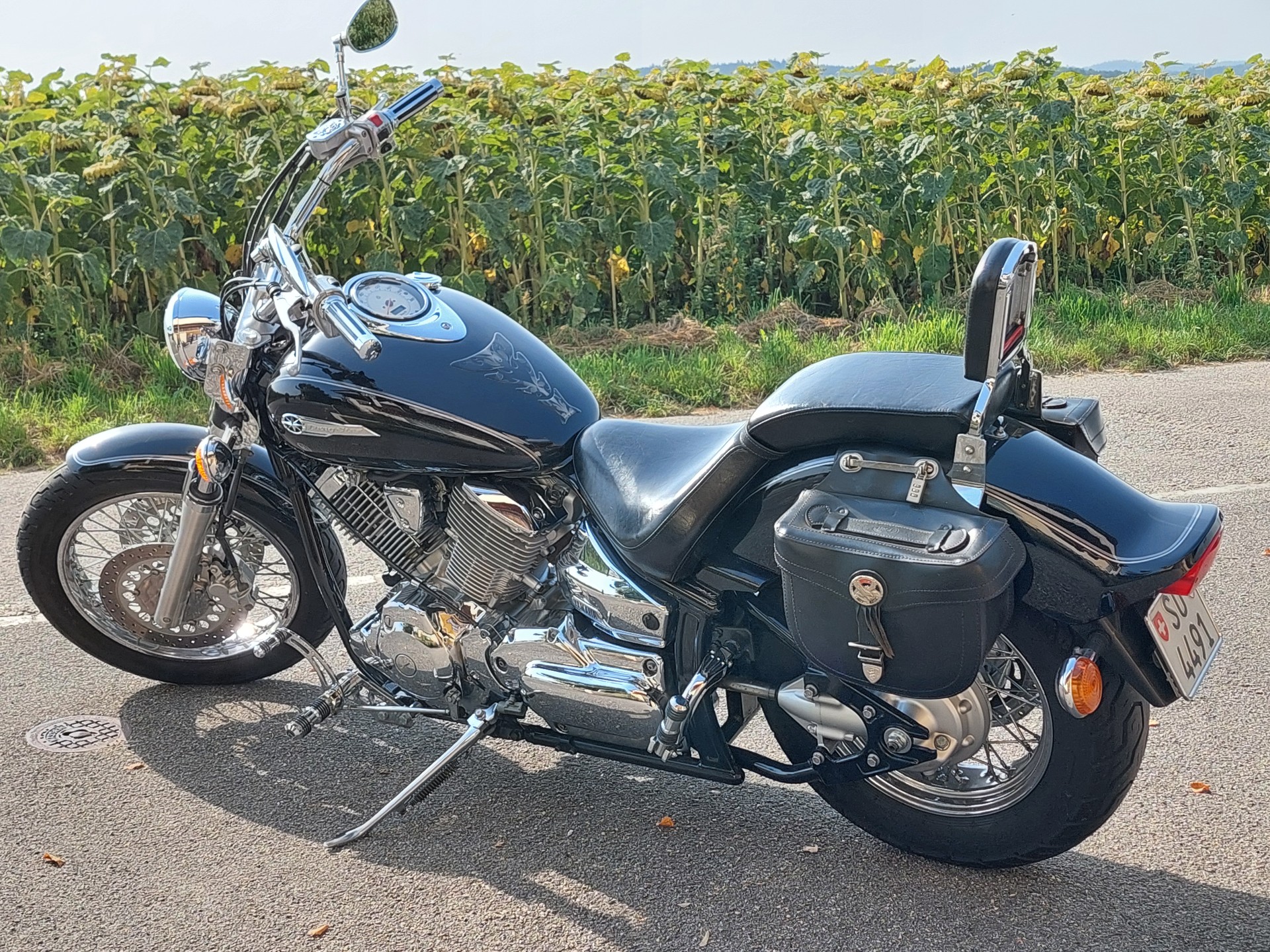 YAMAHA XVS 1100-image-1