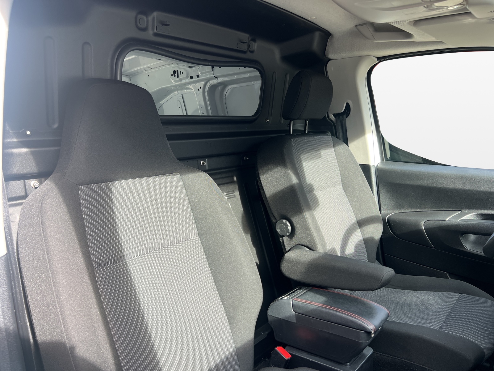 CITROEN e-Berlingo Van Club 1000kg-image-15