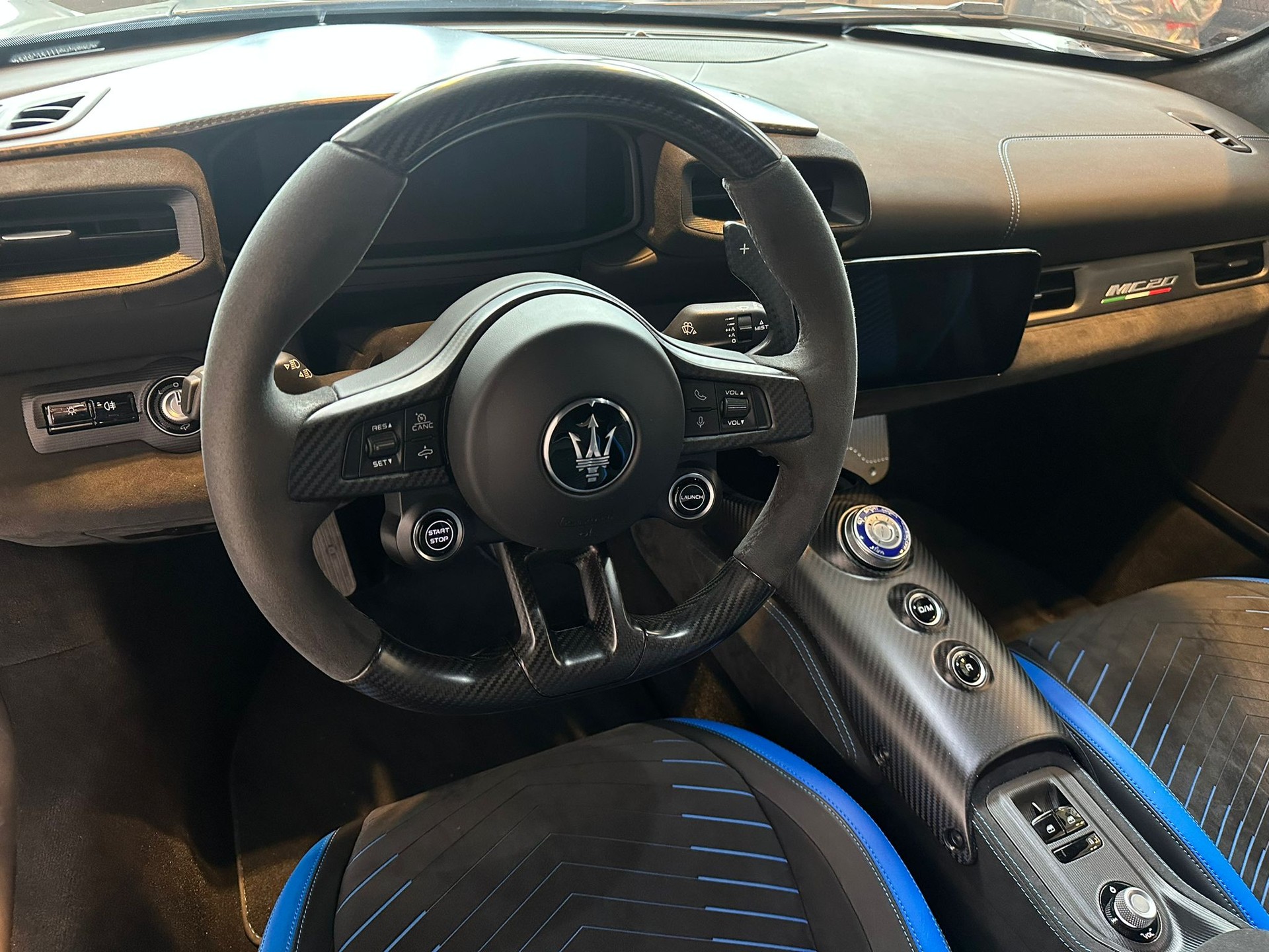 MASERATI MC 20-image-14