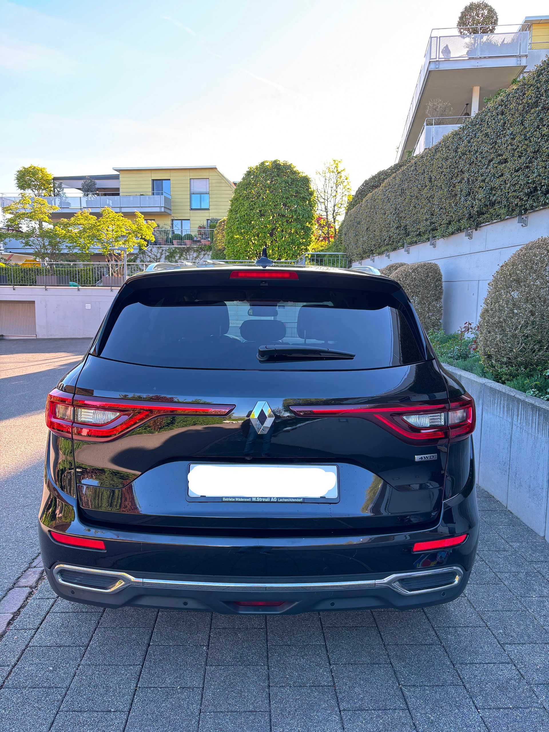 RENAULT 2.0 dCi Intens X-Tronic 4WD-image-12