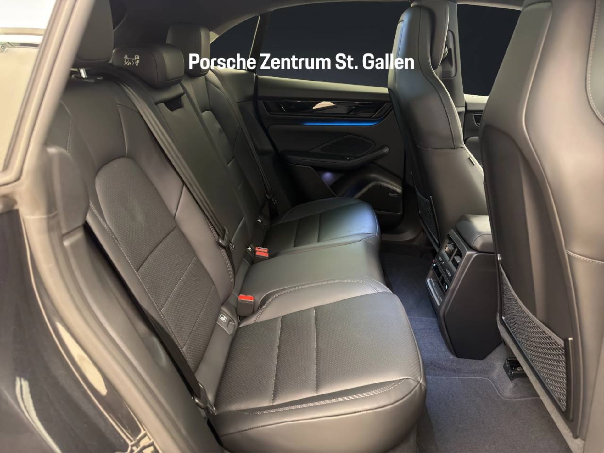 PORSCHE Macan 4-image-20