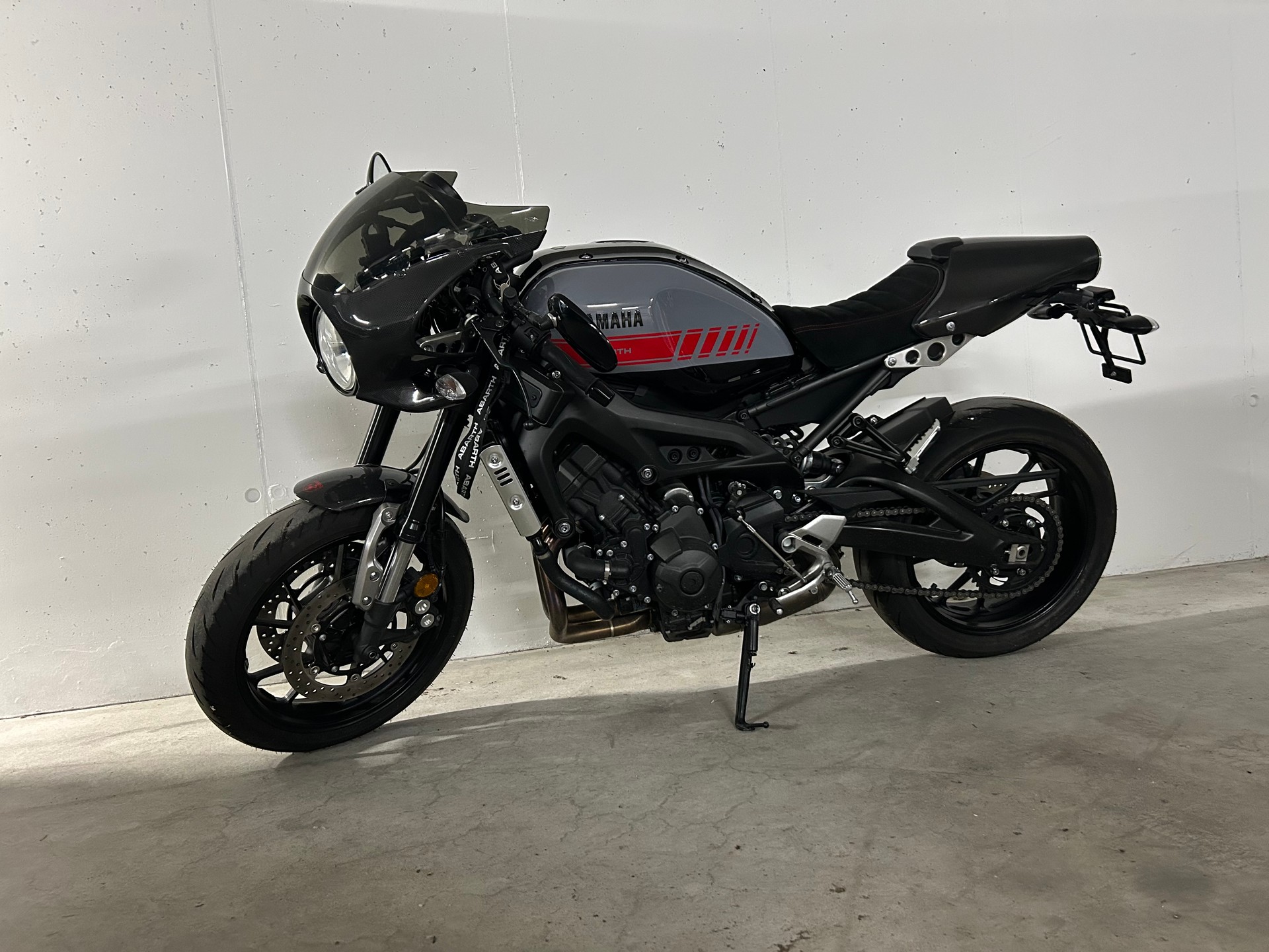 YAMAHA XSR 900 Abarth-image-7