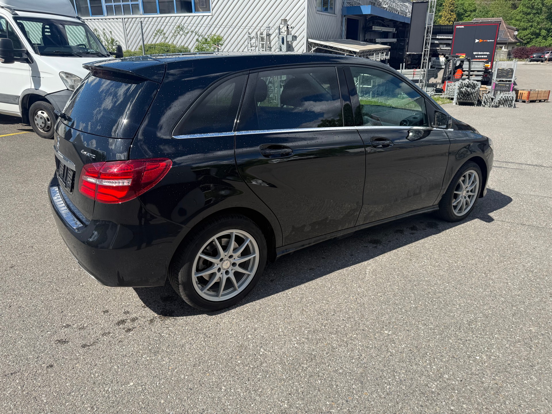 MERCEDES-BENZ B 220 Style 4Matic 7G-DCT-image-3