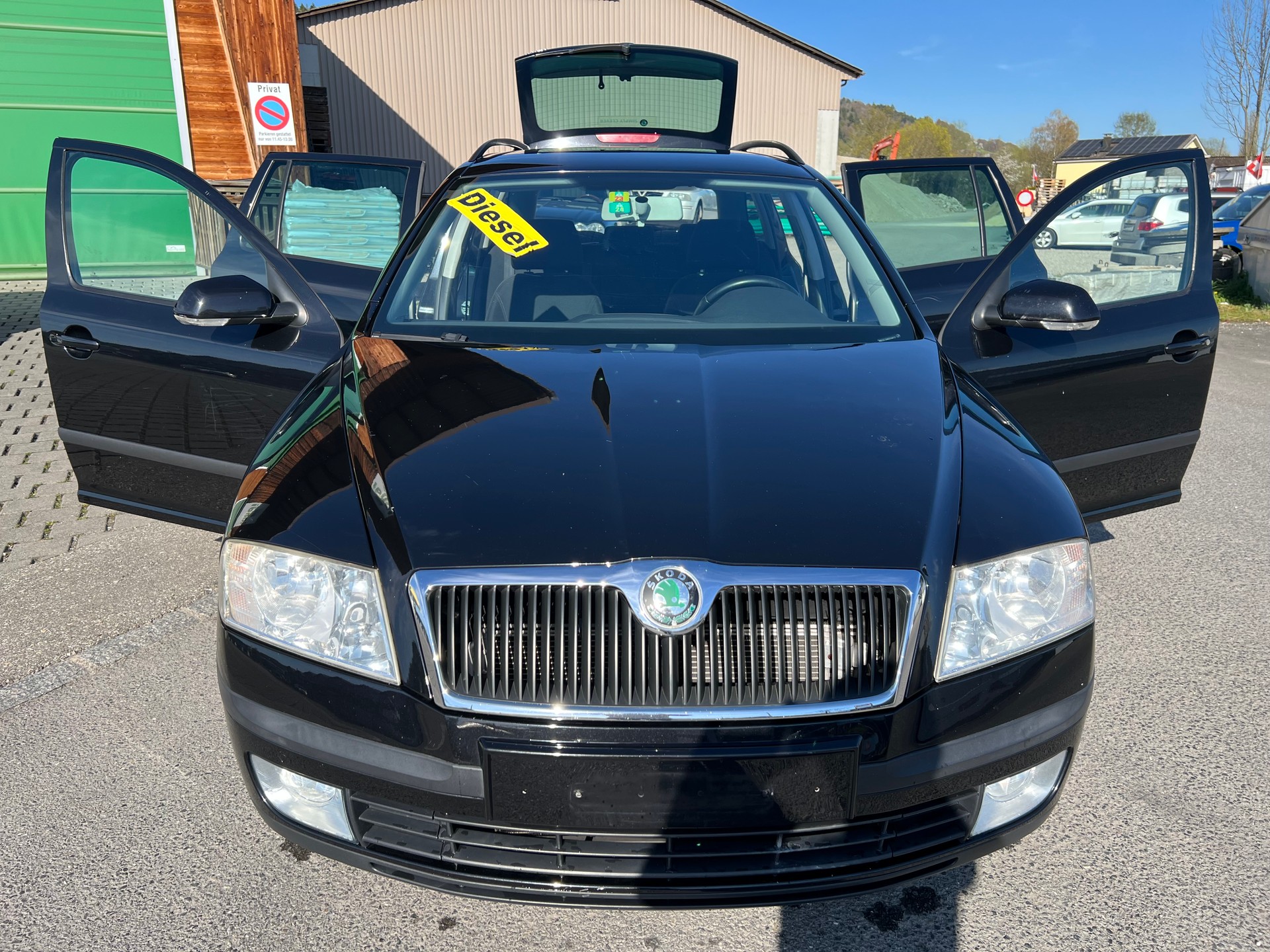 SKODA Octavia 1.9 TDI Swiss Ice Hockey 4x4-image-6