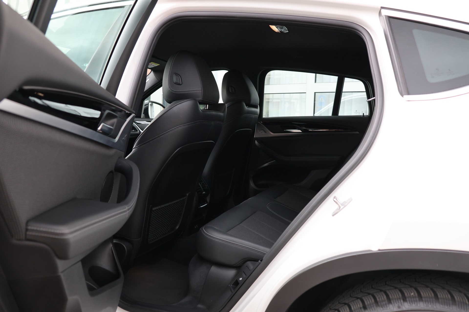 BMW X4 xDrive 20d xLine Steptronic (CH)-image-11