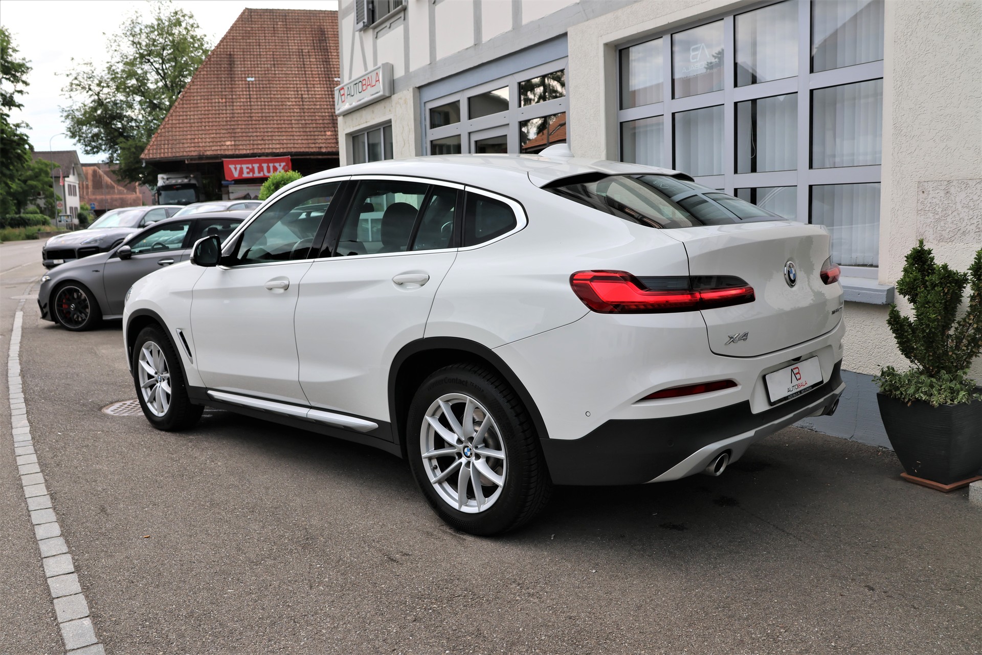 BMW X4 xDrive 20d xLine Steptronic (CH)-image-6
