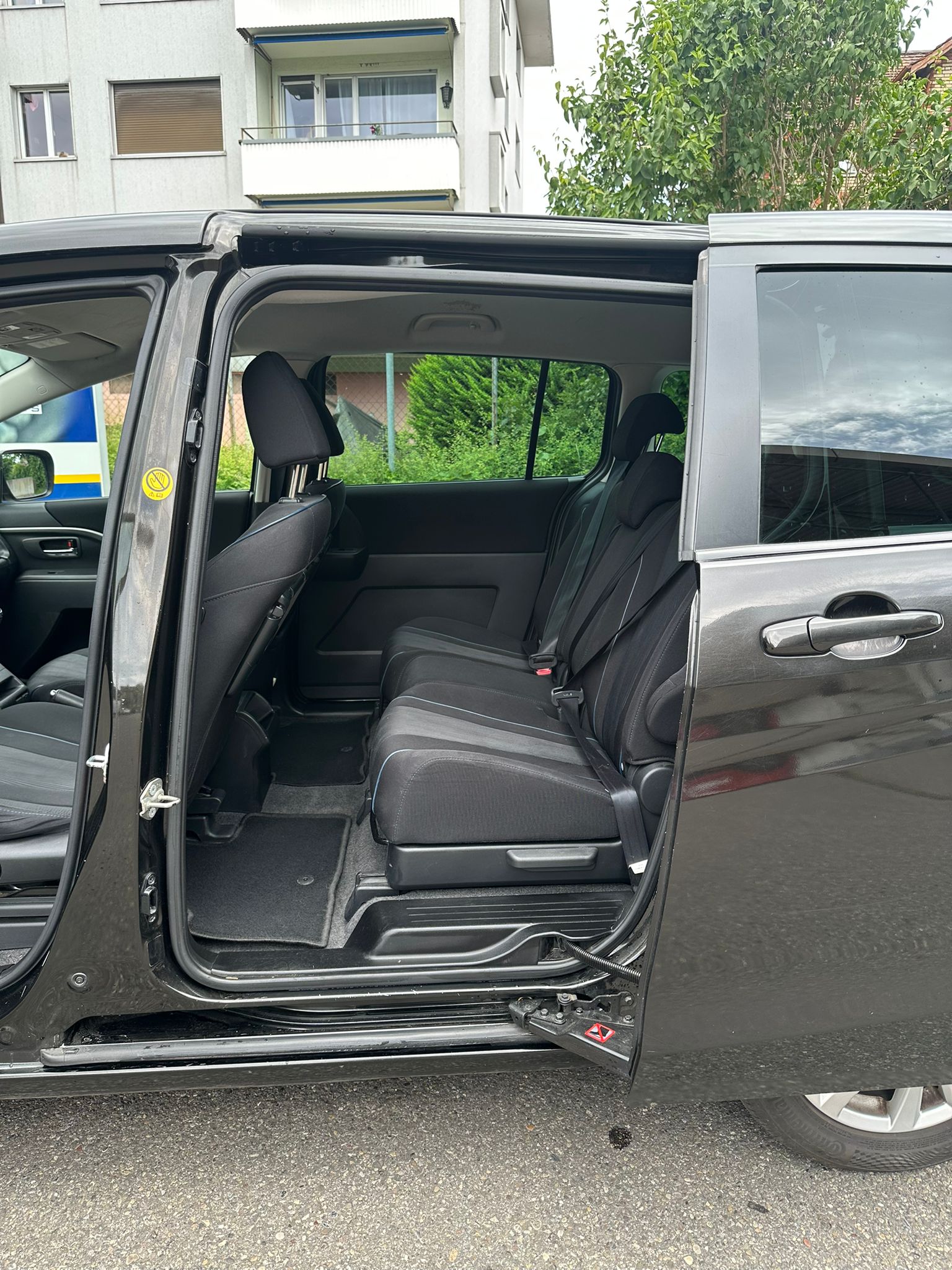 MAZDA 5 2.0 16V Sport-image-12