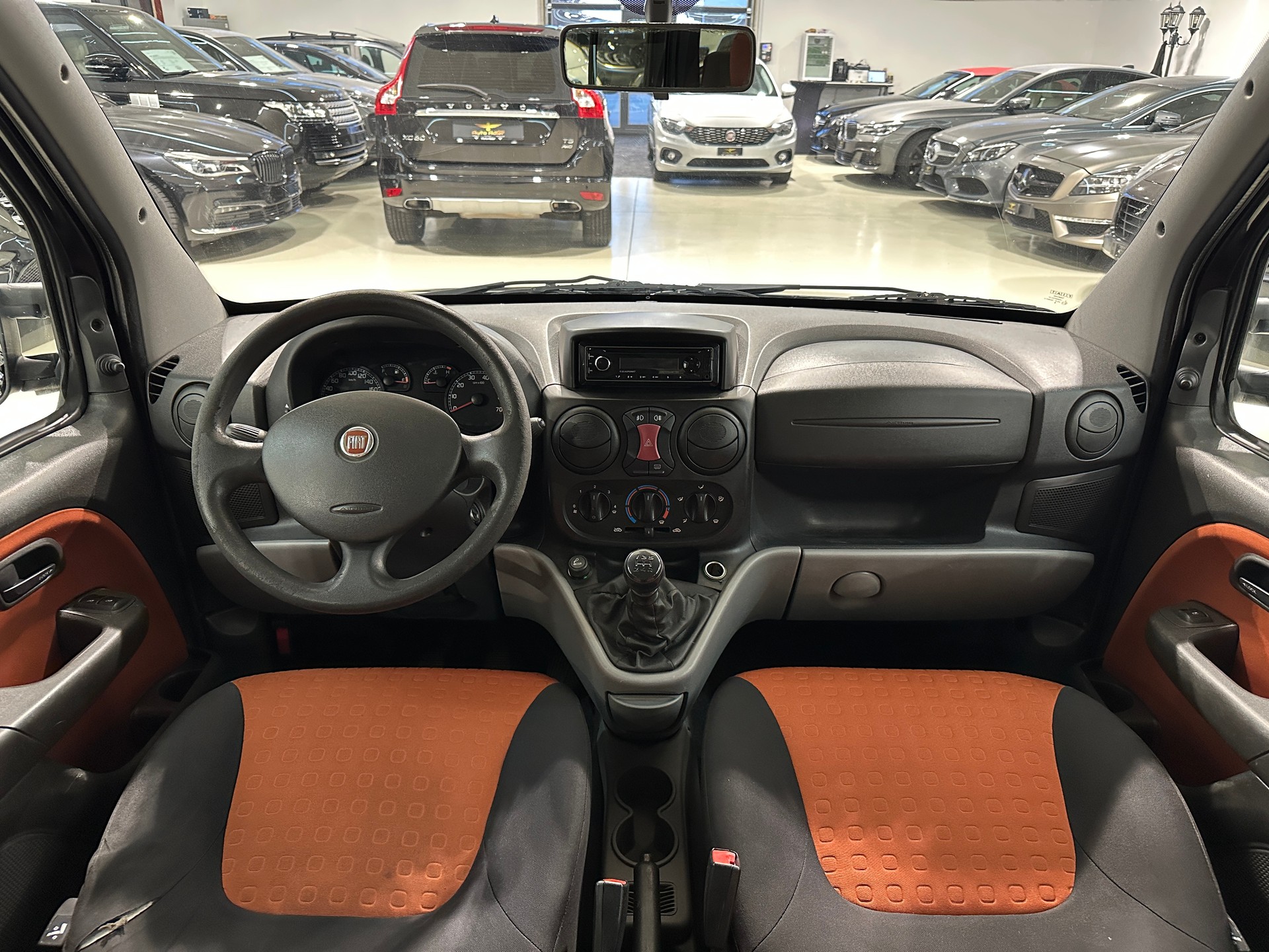 FIAT Doblò 1.4 Family-image-18