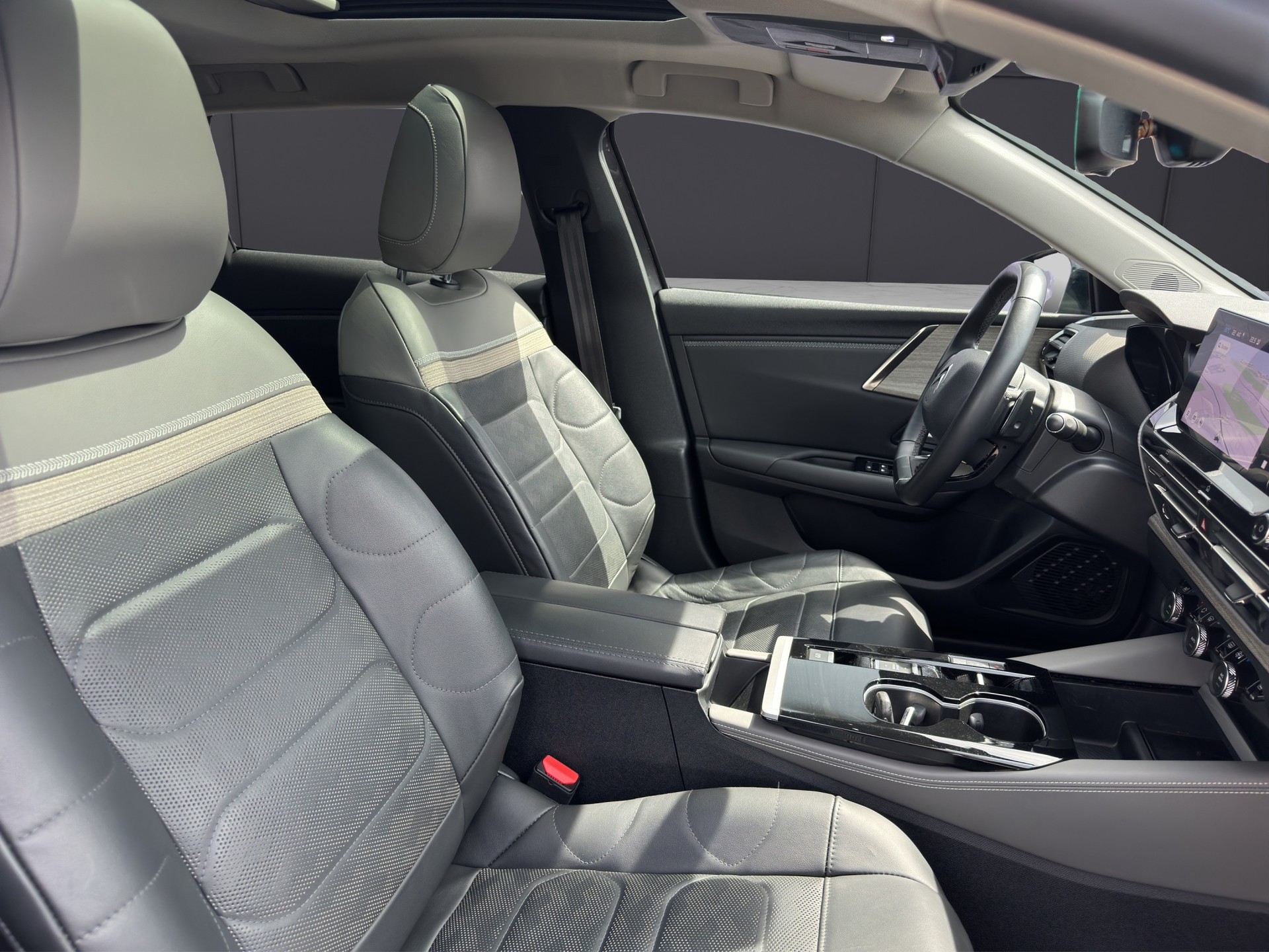 CITROEN C5 X 1.6i PHEV Shine Pack e-EAT8-image-25