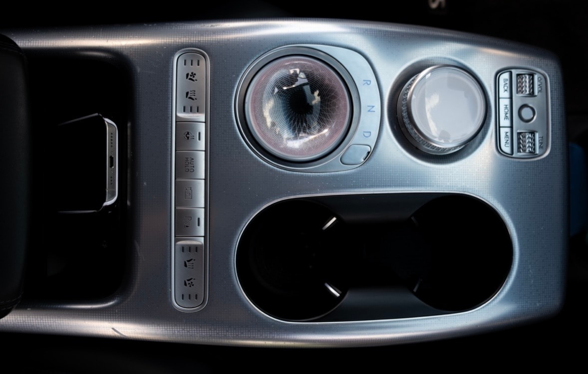 GENESIS Dual Motor Sport AWD-image-7